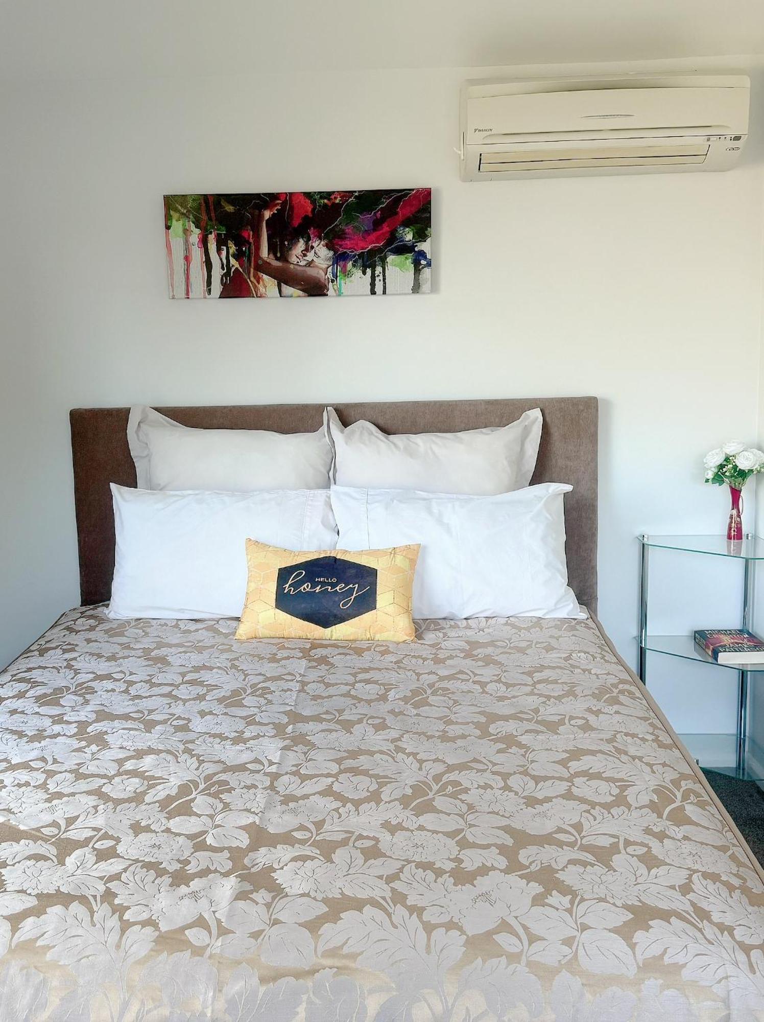 Cozy And Sunny Room Near City To Seapath クライストチャーチ エクステリア 写真