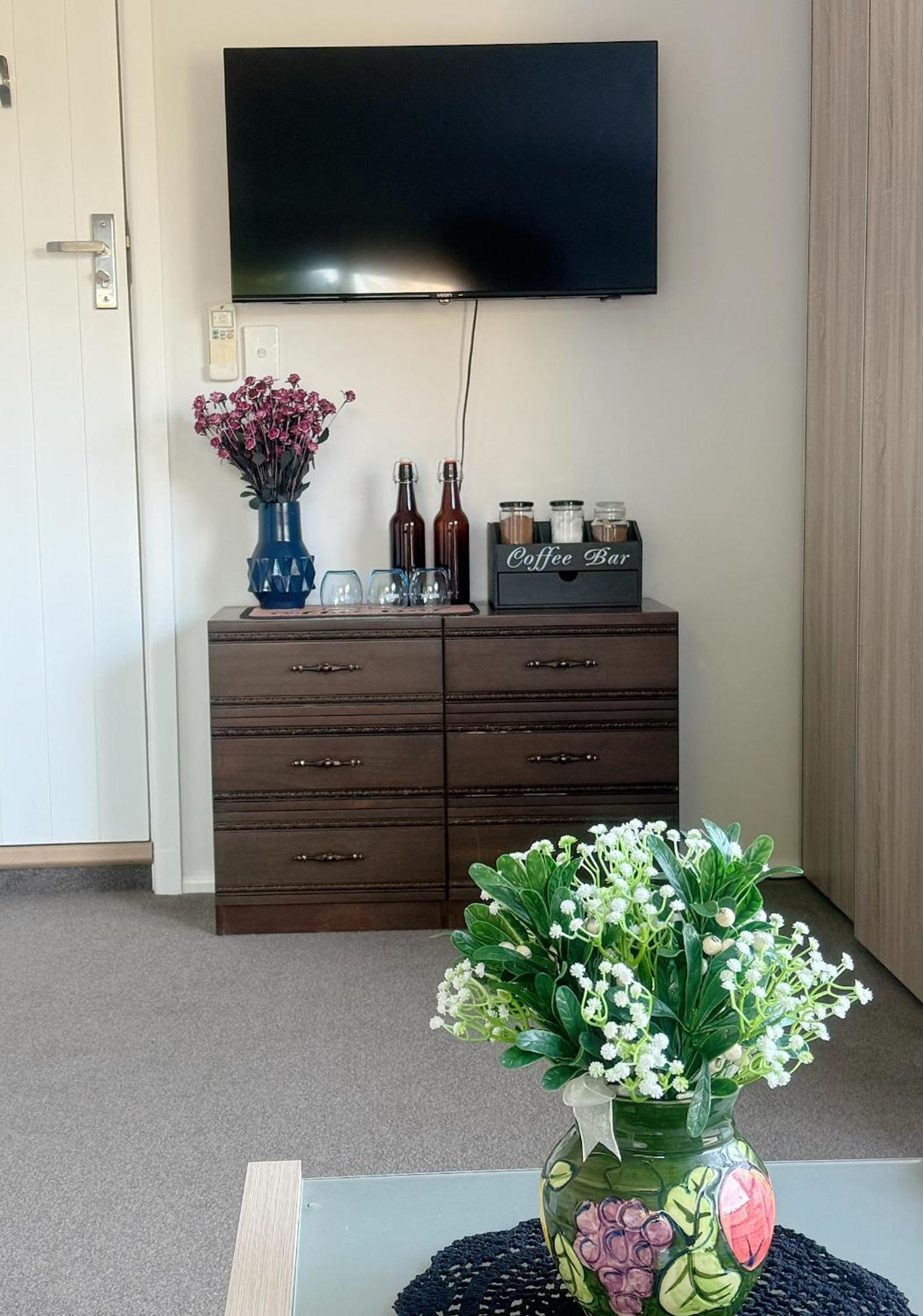 Cozy And Sunny Room Near City To Seapath クライストチャーチ エクステリア 写真