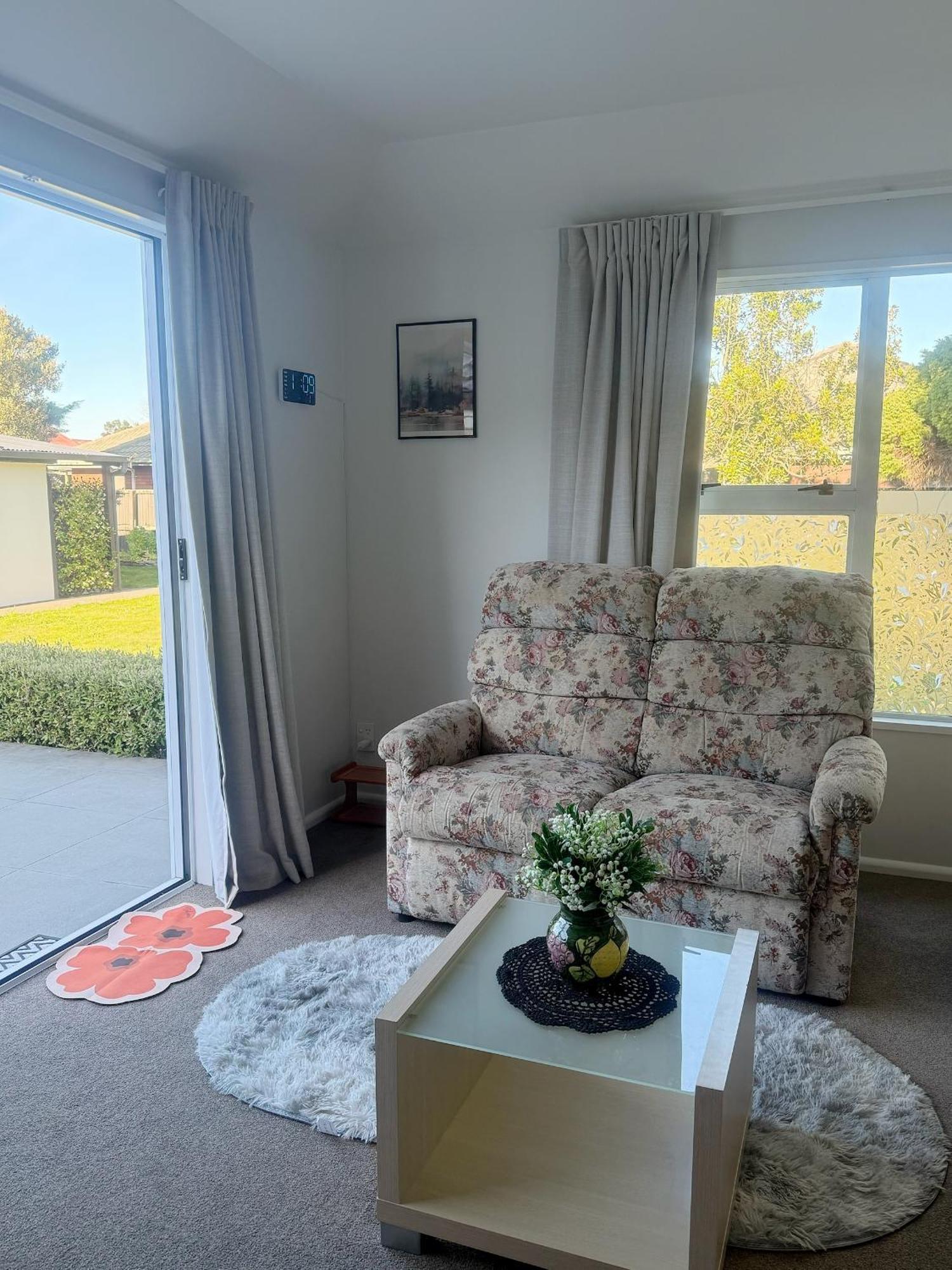 Cozy And Sunny Room Near City To Seapath クライストチャーチ エクステリア 写真