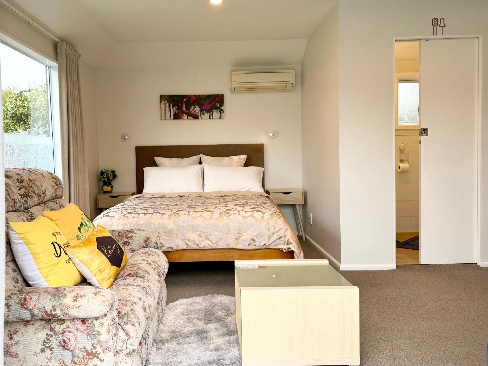 Cozy And Sunny Room Near City To Seapath クライストチャーチ エクステリア 写真